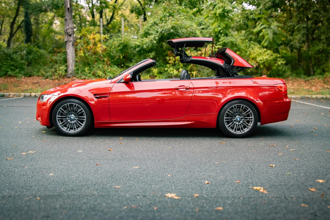 2011 BMW E93 M3 Convertible - Image 15 of 31
