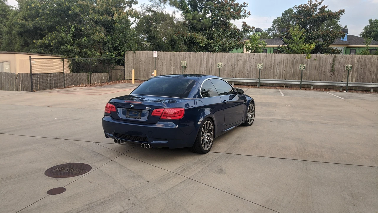 2011 BMW E93 M3 Convertible - Image 21 of 31