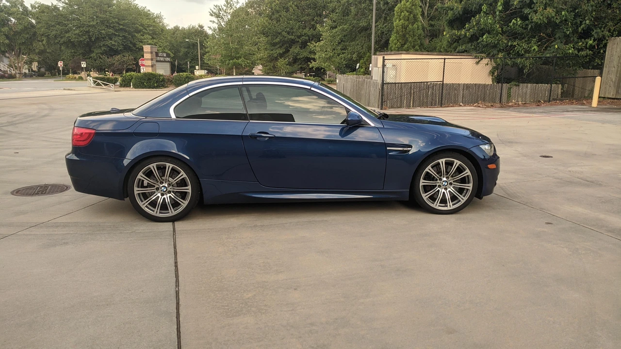 2011 BMW E93 M3 Convertible - Image 24 of 31
