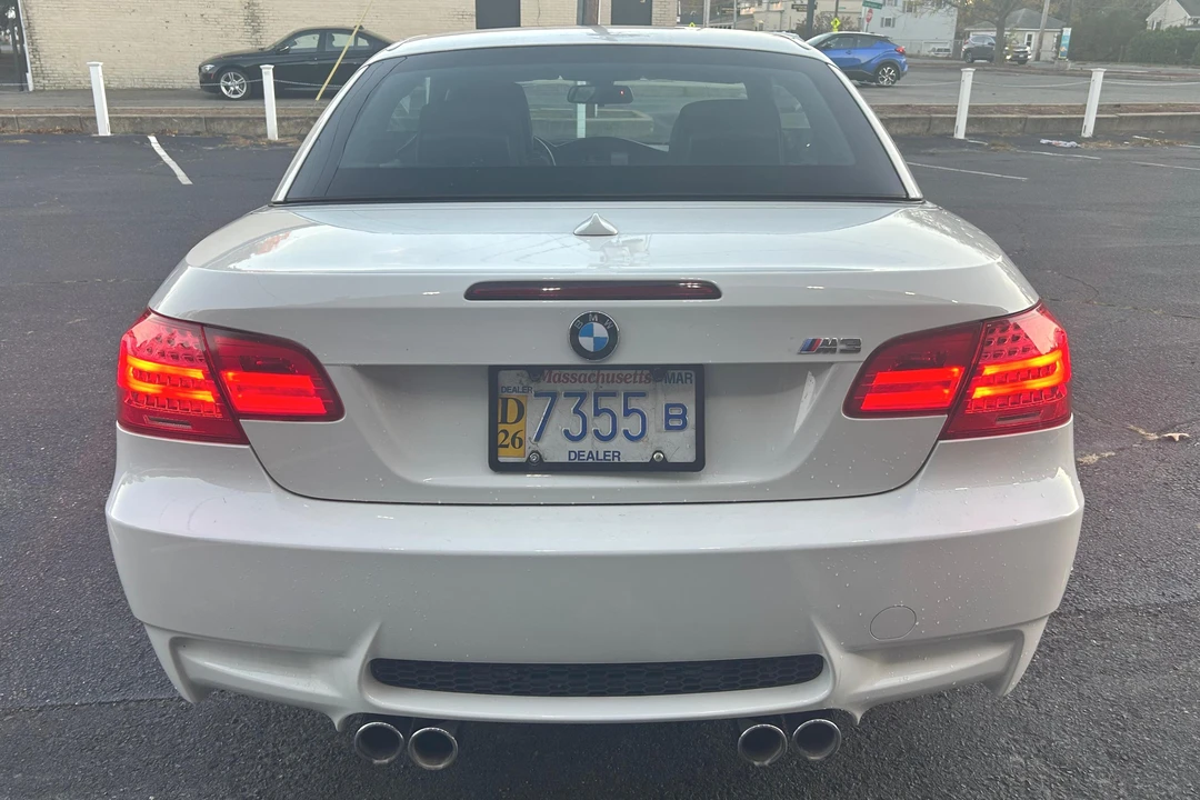 2011 BMW E93 M3 Convertible - Image 5 of 31