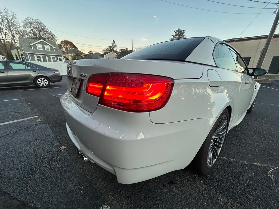 2011 BMW E93 M3 Convertible - Image 28 of 31
