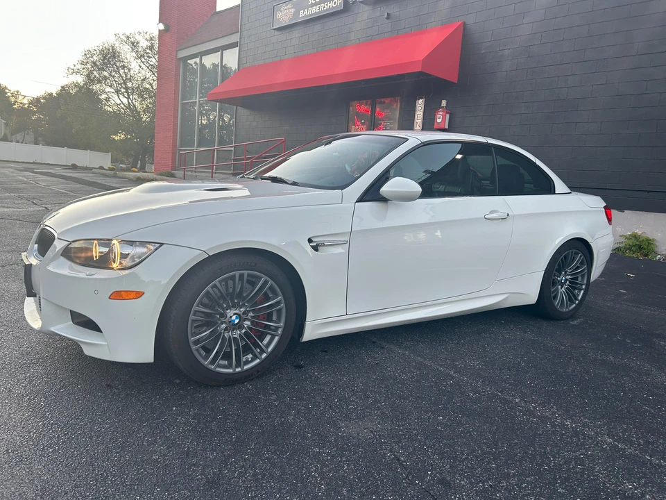 2011 BMW E93 M3 Convertible - Image 22 of 31