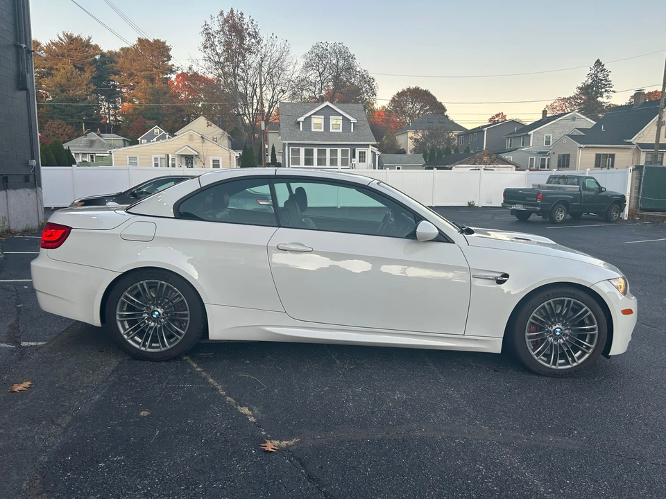 2011 BMW E93 M3 Convertible - Image 29 of 31