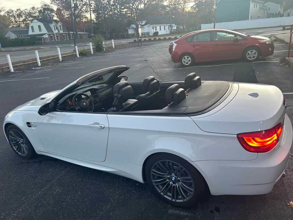 2011 BMW E93 M3 Convertible - Image 12 of 31