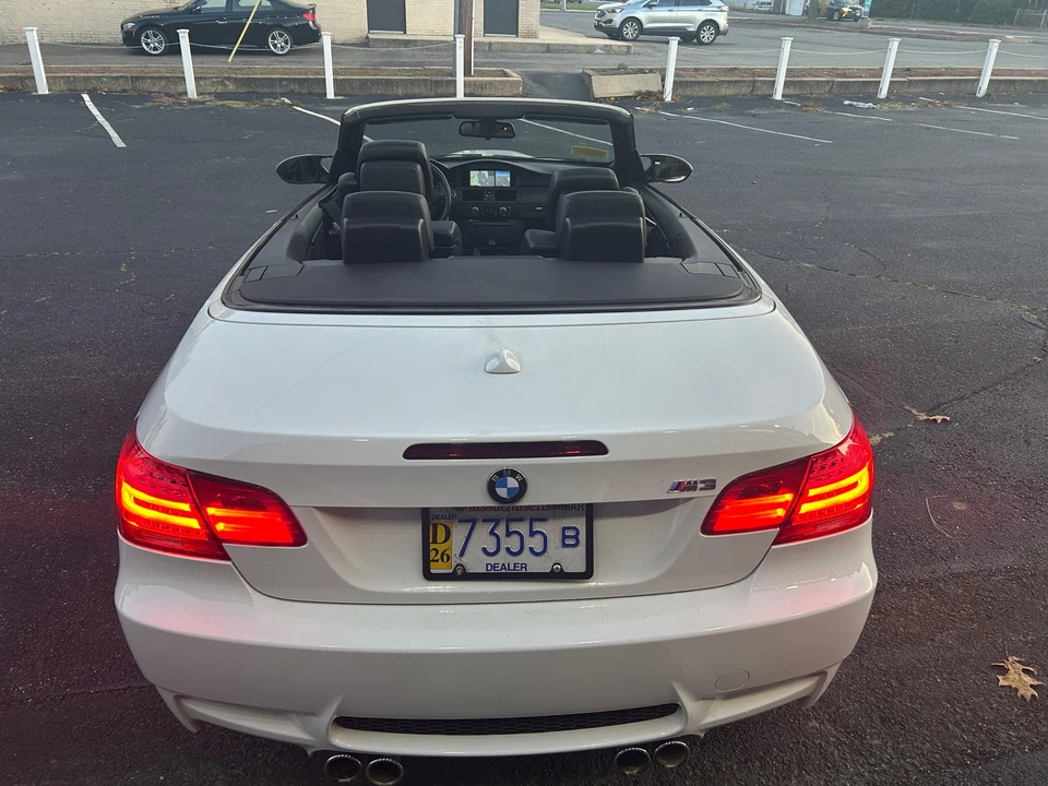 2011 BMW E93 M3 Convertible - Image 14 of 31