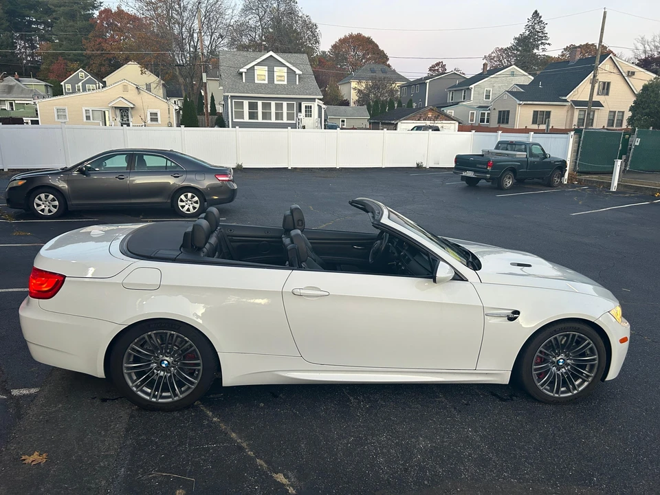 2011 BMW E93 M3 Convertible - Image 16 of 31