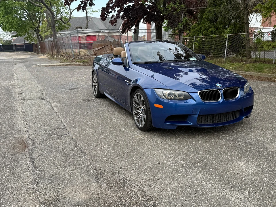 2011 BMW E93 M3 Convertible - Image 17 of 31