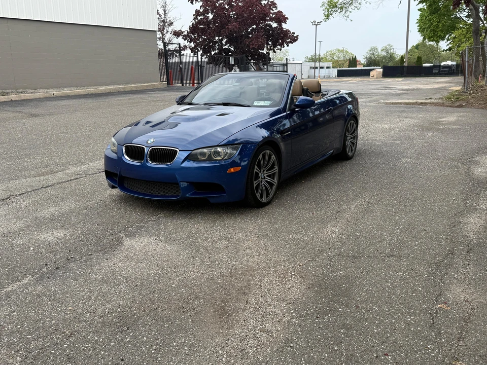 2011 BMW E93 M3 Convertible - Image 8 of 31