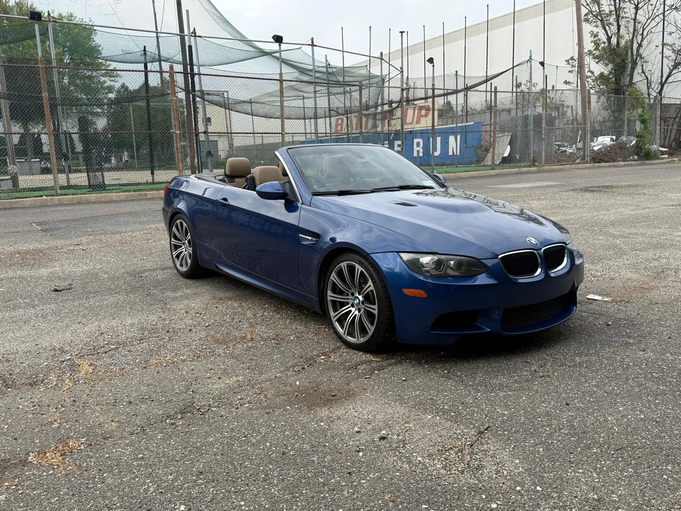 2011 BMW E93 M3 Convertible - Image 16 of 31