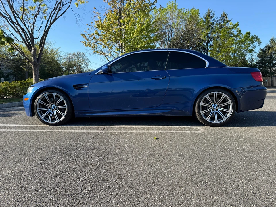 2011 BMW E93 M3 Convertible - Image 23 of 31