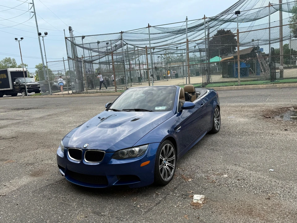 2011 BMW E93 M3 Convertible - Image 9 of 31