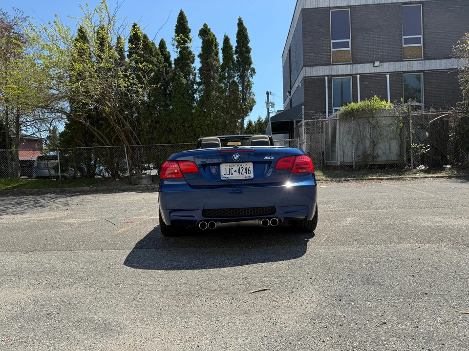 2011 BMW E93 M3 Convertible - Image 13 of 31