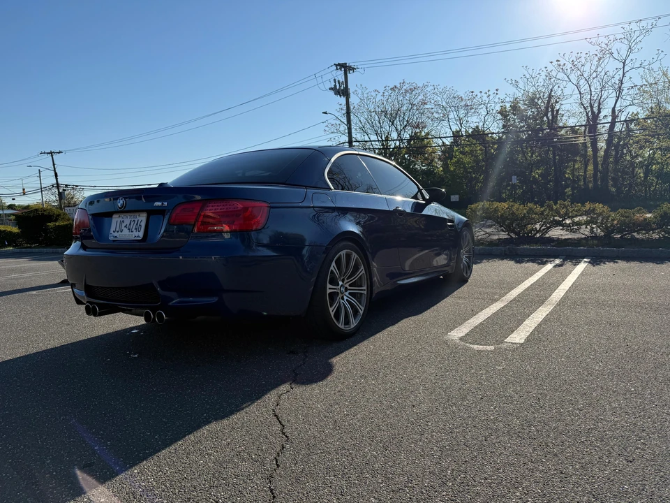 2011 BMW E93 M3 Convertible - Image 27 of 31