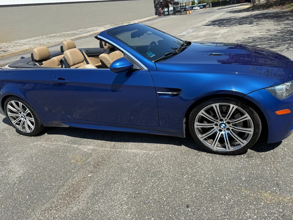 2011 BMW E93 M3 Convertible - Image 15 of 31