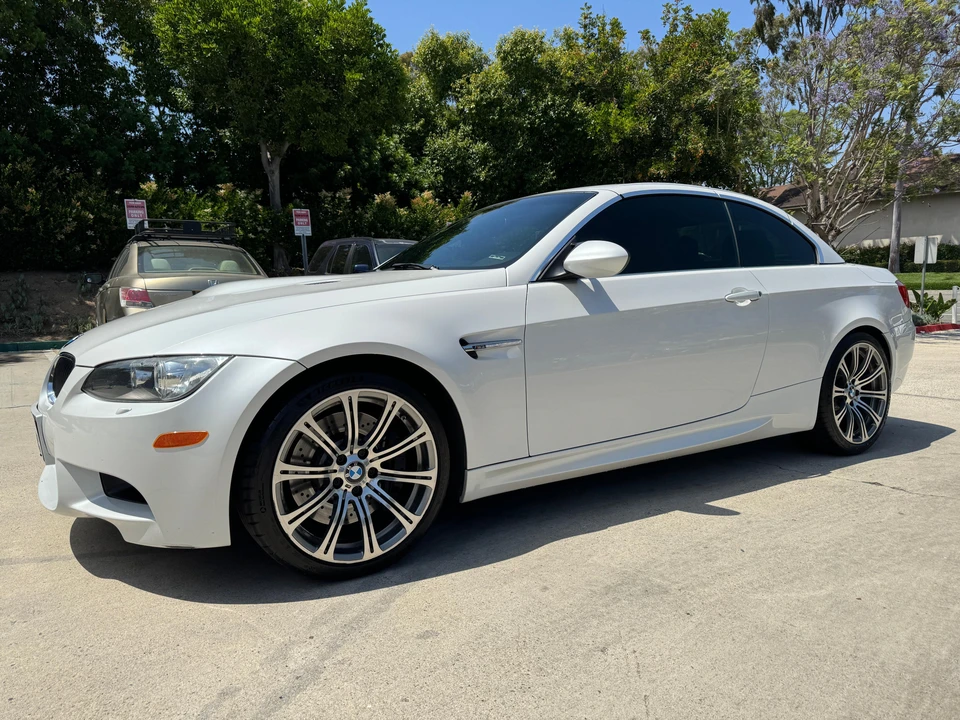 2011 BMW E93 M3 Convertible - Image 7 of 31