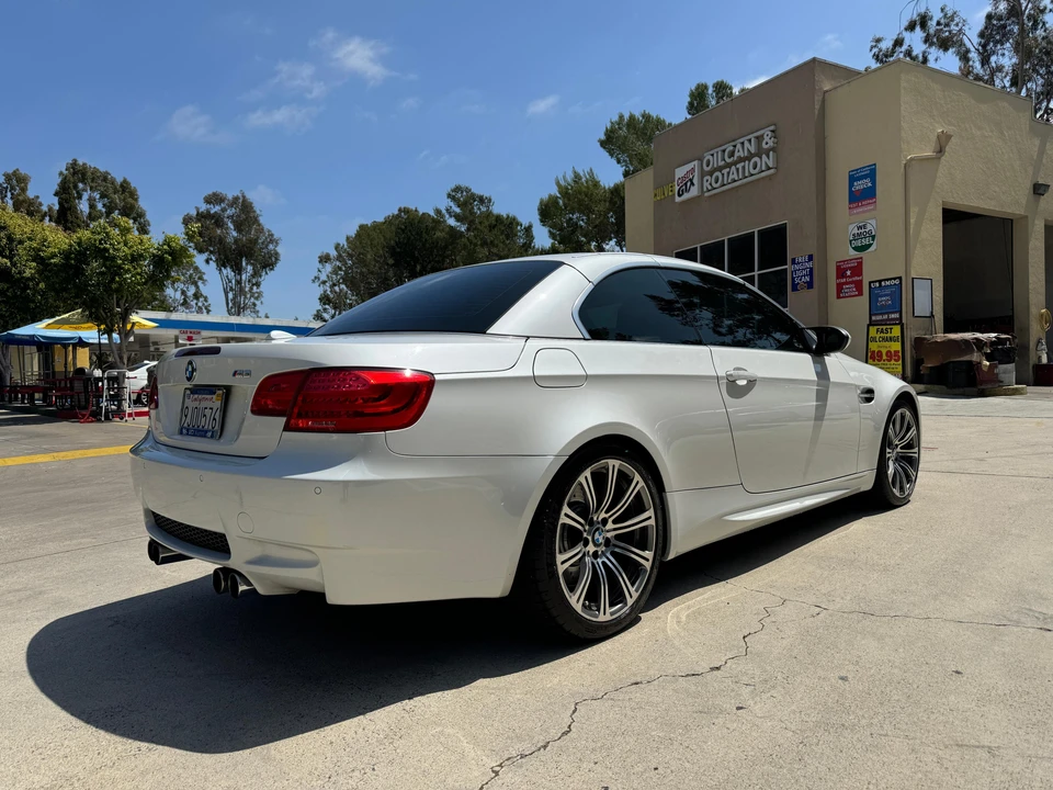2011 BMW E93 M3 Convertible - Image 11 of 31
