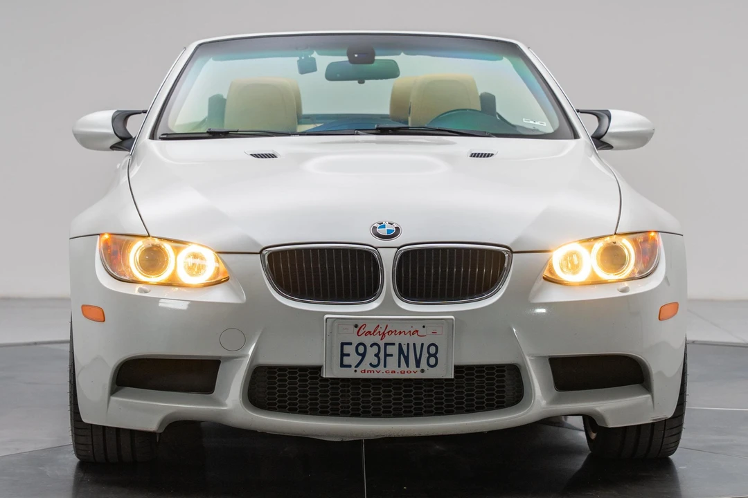 2011 BMW E93 M3 Convertible - Image 2 of 31