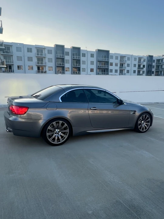 2011 BMW E93 M3 Convertible - Image 27 of 31