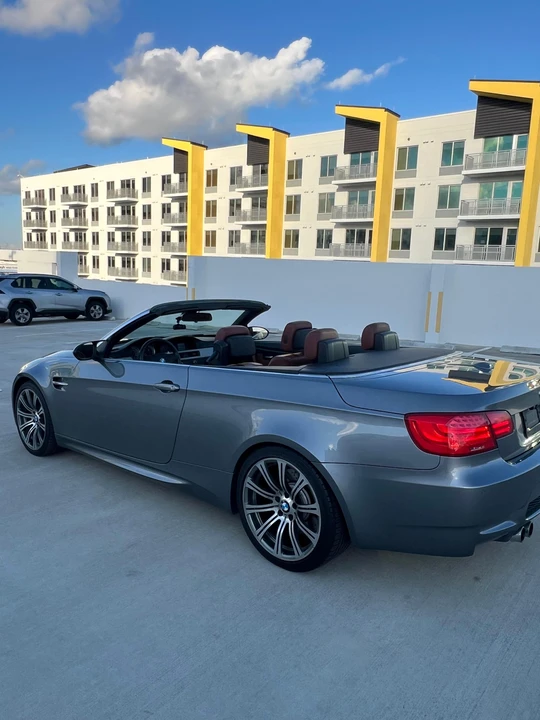 2011 BMW E93 M3 Convertible - Image 11 of 31