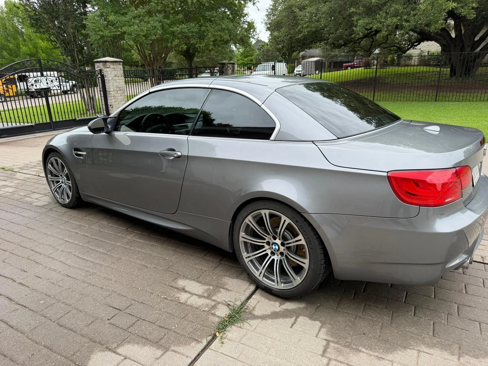 2011 BMW E93 M3 Convertible - Image 11 of 31