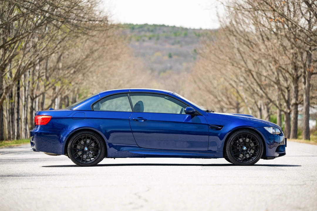 2011 BMW E93 M3 Convertible - Image 17 of 31