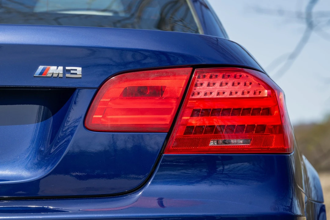 2011 BMW E93 M3 Convertible - Image 24 of 31