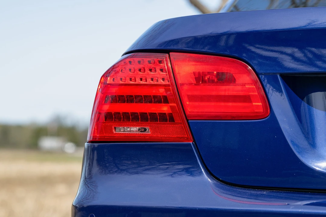 2011 BMW E93 M3 Convertible - Image 23 of 31