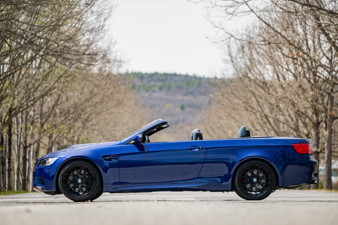 2011 BMW E93 M3 Convertible - Image 10 of 31