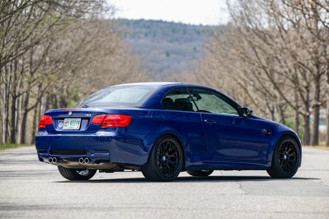 2011 BMW E93 M3 Convertible - Image 16 of 31