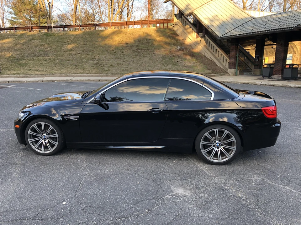 2011 BMW E93 M3 Convertible - Image 10 of 30