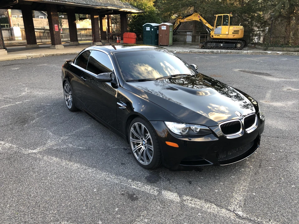 2011 BMW E93 M3 Convertible - Image 4 of 30