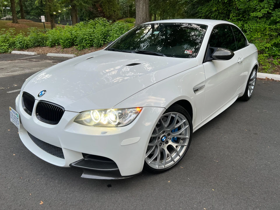 2011 BMW E93 M3 Convertible - Image 16 of 31