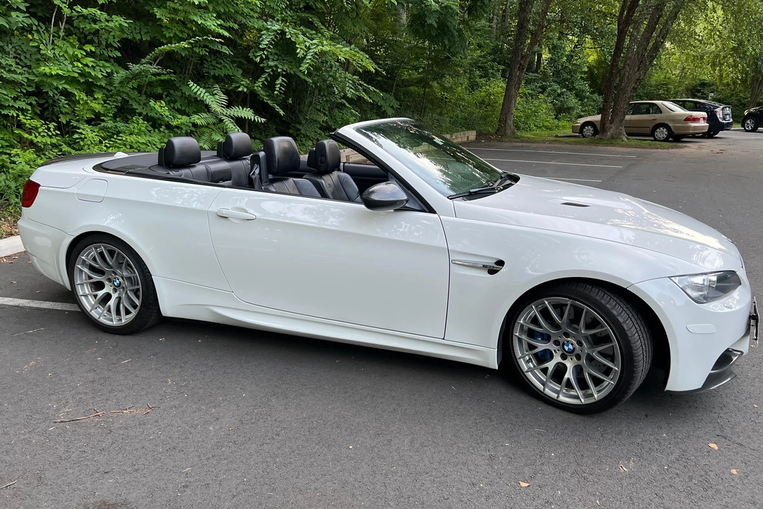 2011 BMW E93 M3 Convertible - Image 3 of 31