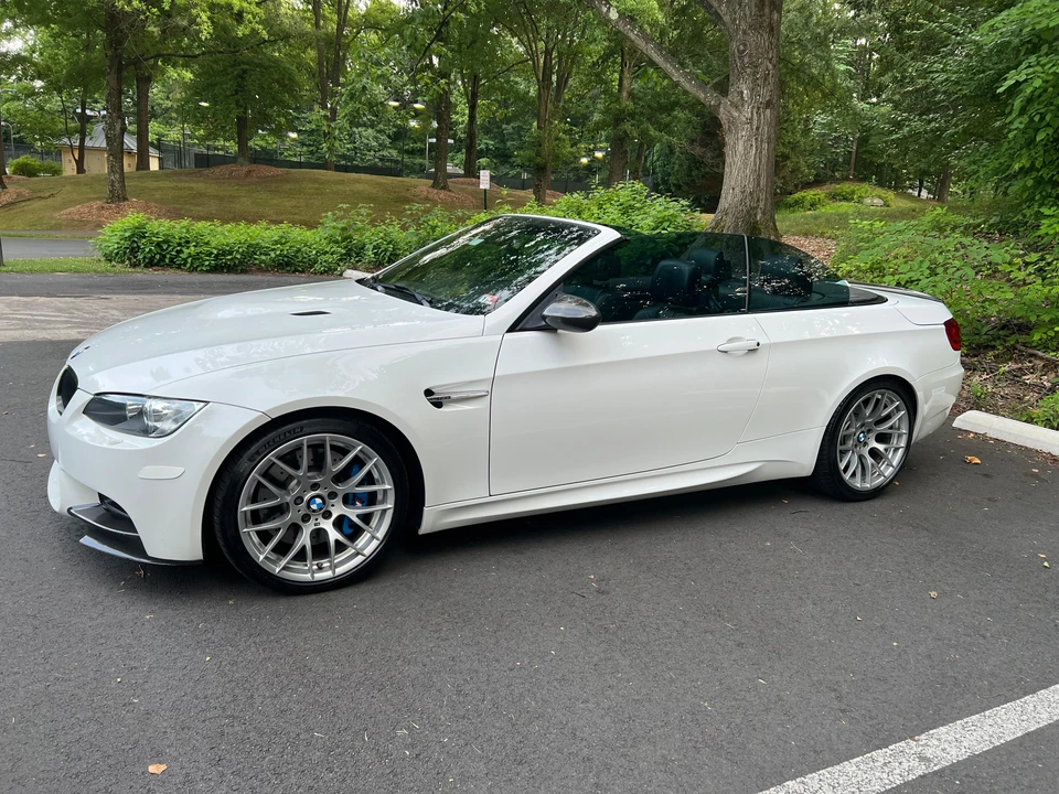 2011 BMW E93 M3 Convertible - Image 8 of 31