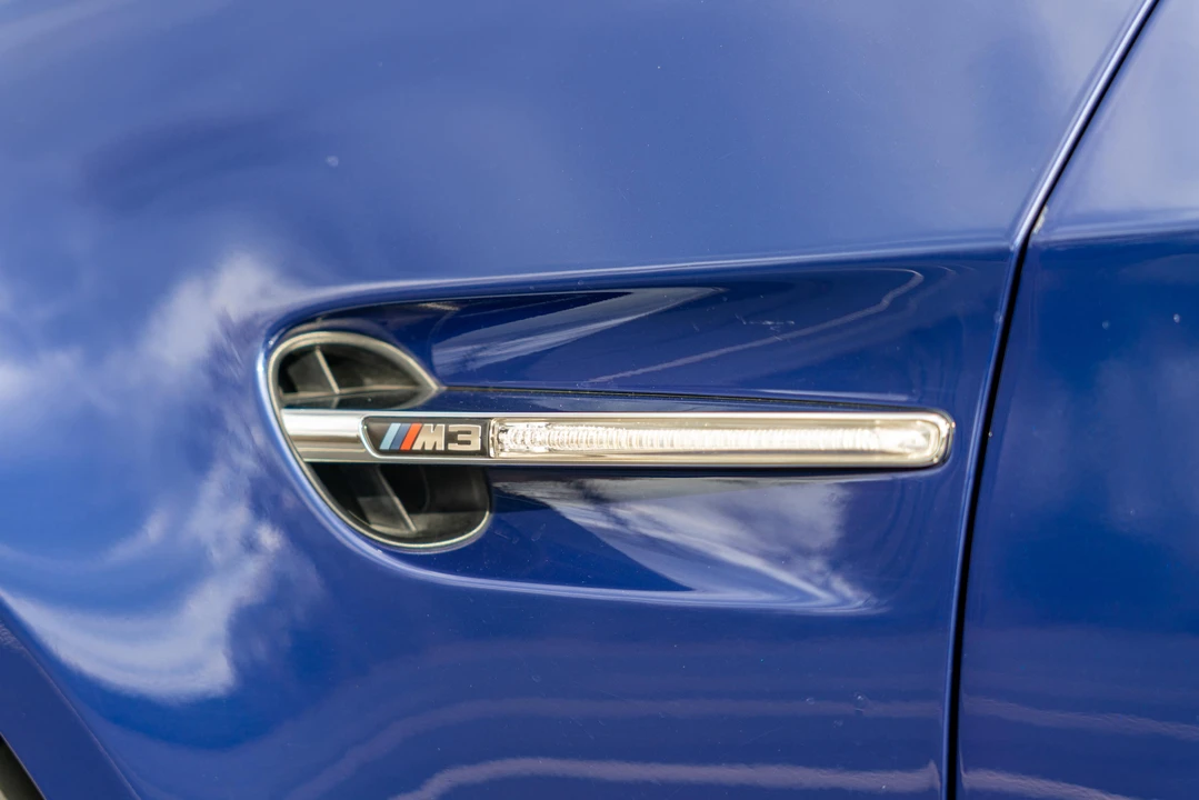 2011 BMW E93 M3 Convertible - Image 29 of 30