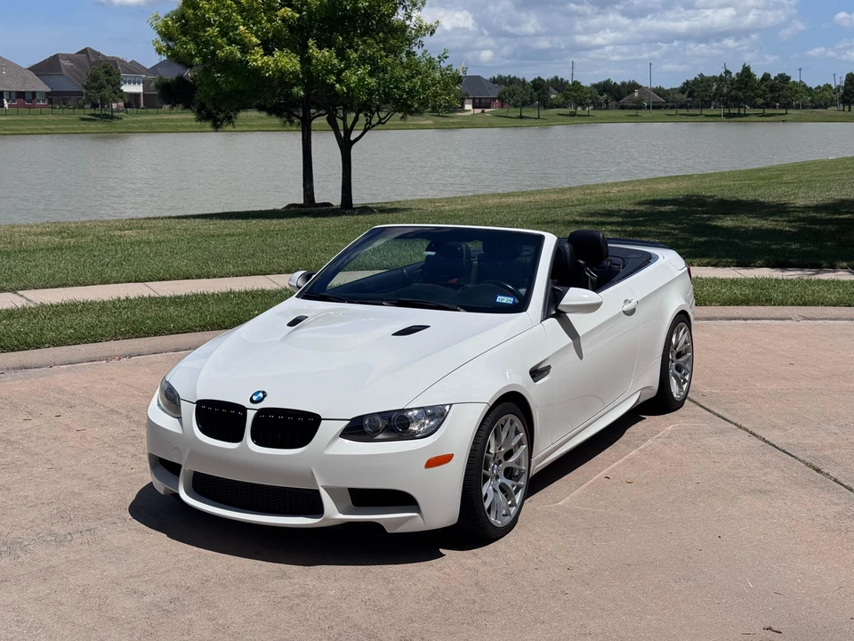 2011 BMW E93 M3 Convertible - Image 7 of 31