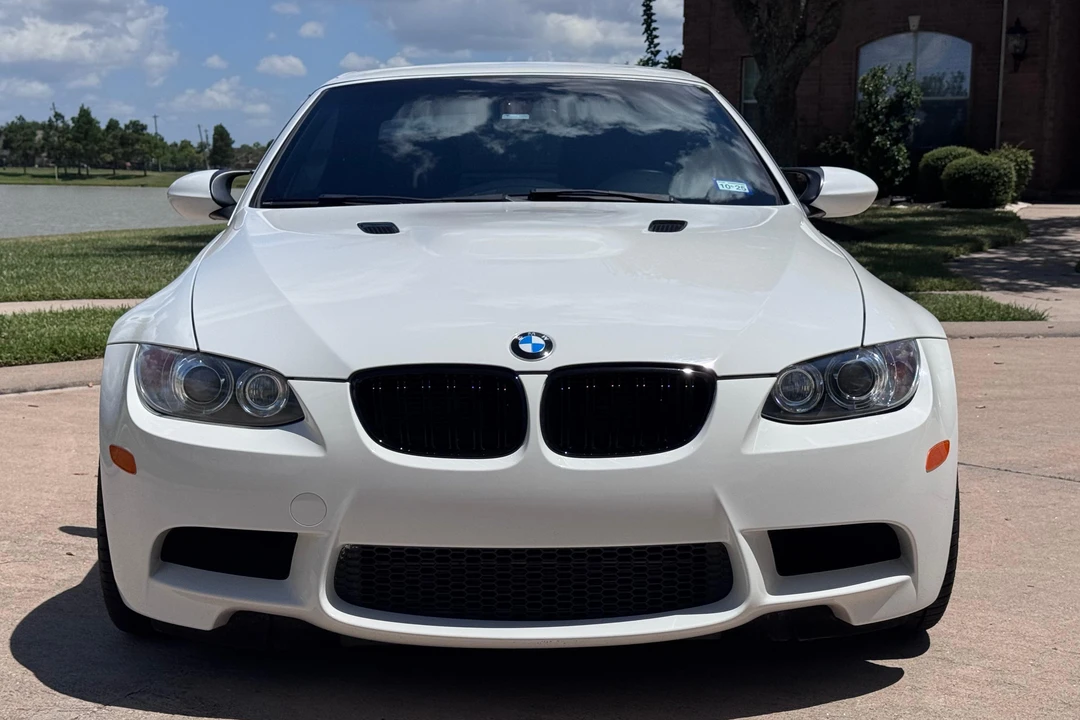 2011 BMW E93 M3 Convertible - Image 2 of 31