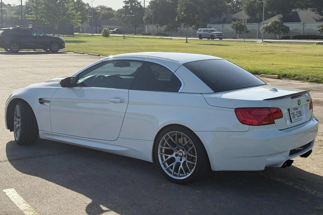 2011 BMW E93 M3 Convertible - Image 12 of 31