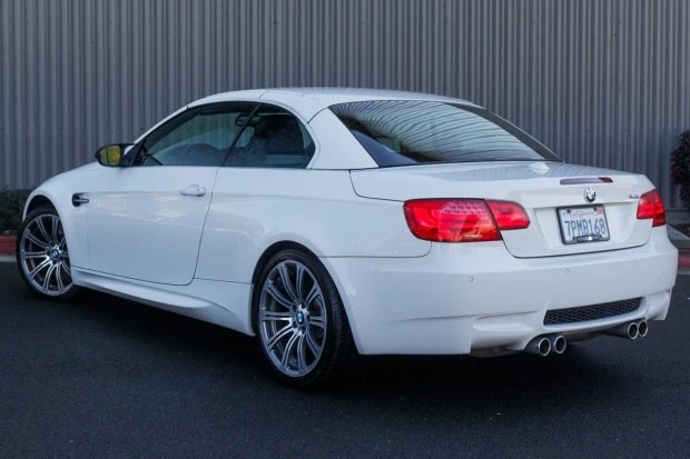 2011 BMW E93 M3 Convertible - Image 2 of 7
