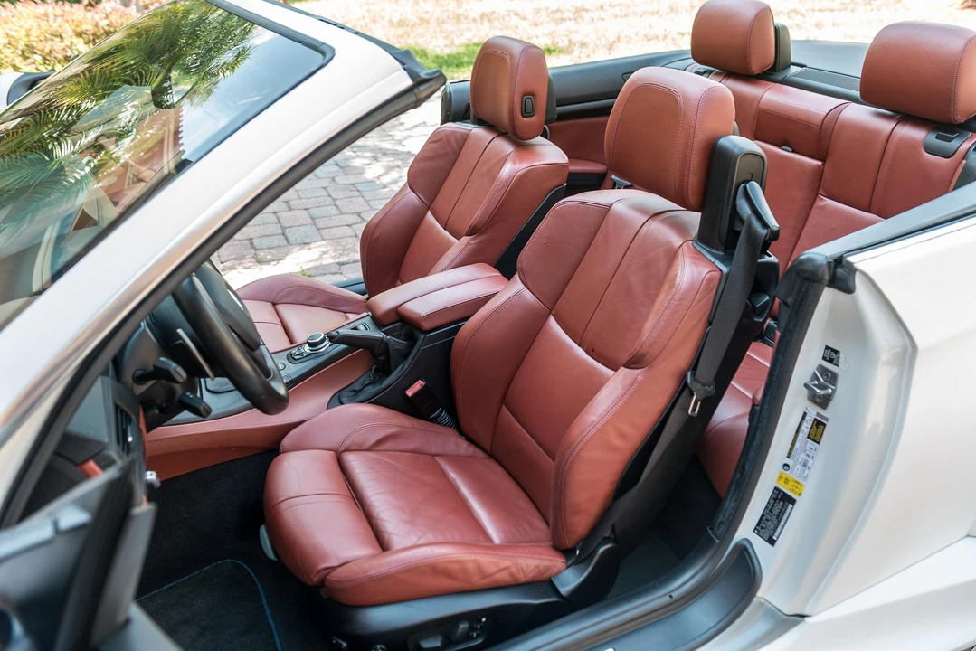 2011 BMW E93 M3 Convertible - Image 28 of 31