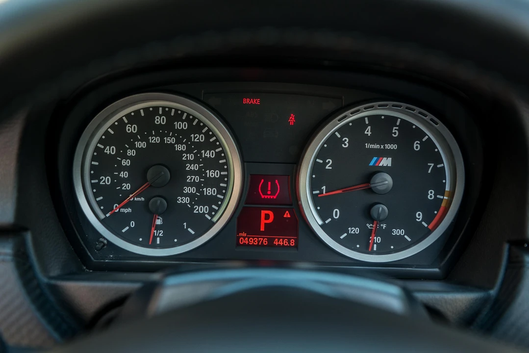2011 BMW E93 M3 Convertible - Image 29 of 31