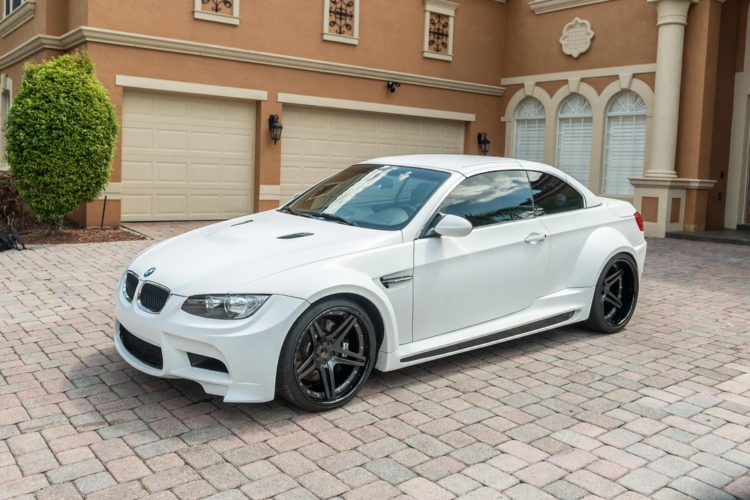 2011 BMW E93 M3 Convertible - Image 9 of 31