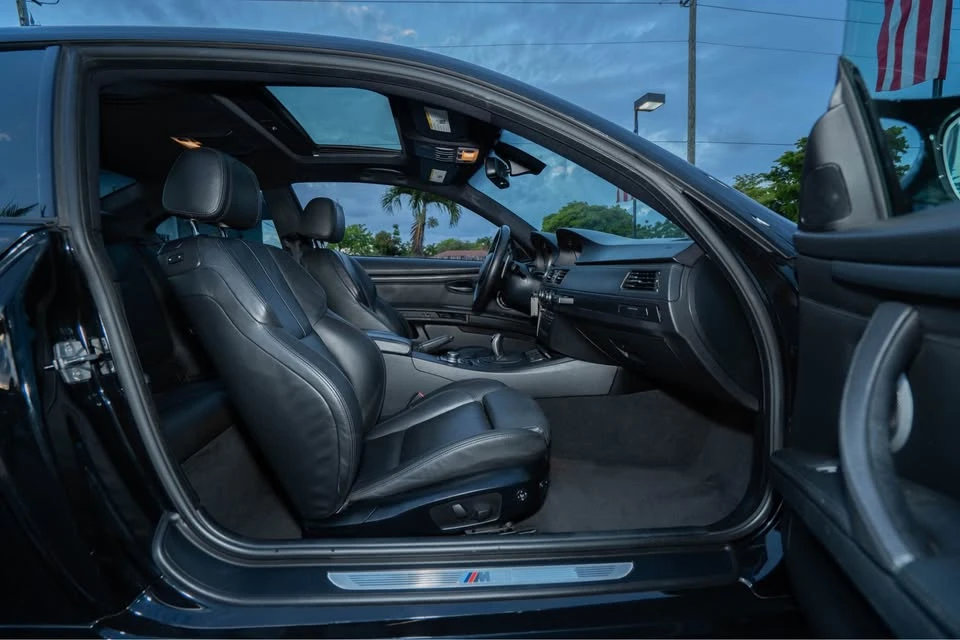 2011 BMW E92 M3 Coupe - Image 13 of 20