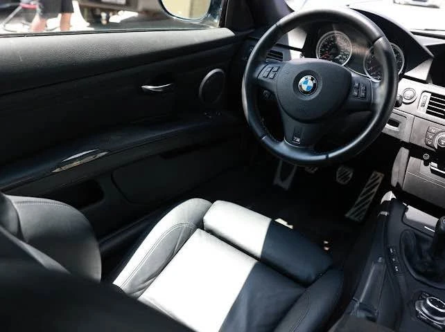 2011 BMW E92 M3 Coupe - Image 11 of 16