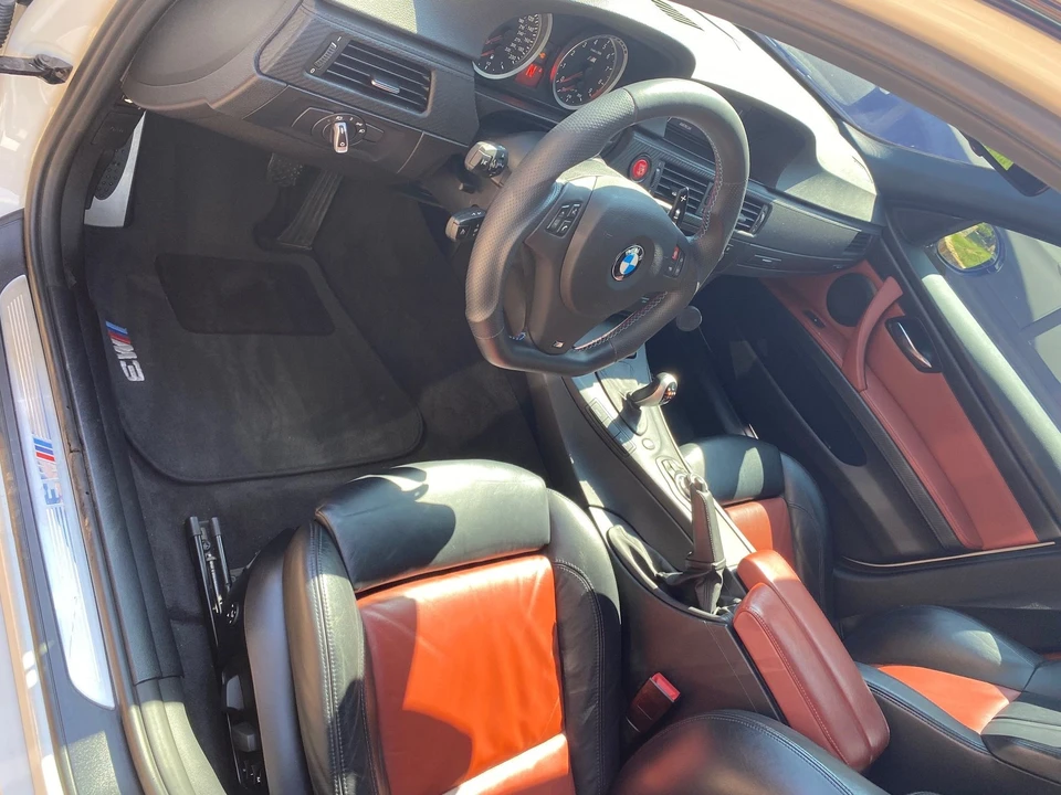 2011 BMW E90 M3 Sedan - Image 6 of 14