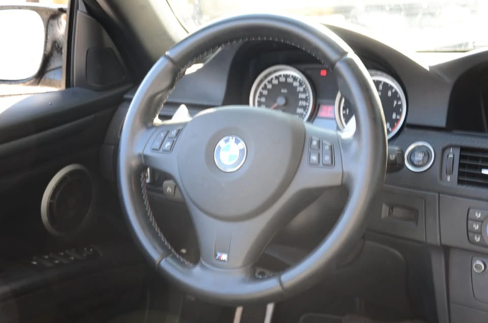 2011 BMW E93 M3 Convertible - Image 9 of 15
