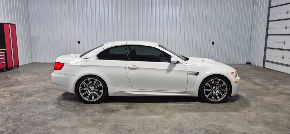 2011 BMW E93 M3 Convertible - Image 5 of 20