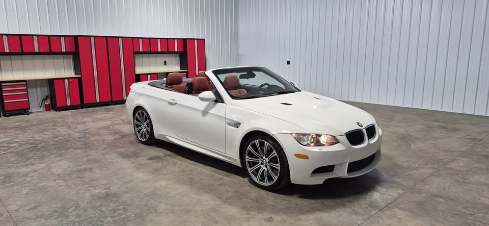 2011 BMW E93 M3 Convertible - Image 10 of 20