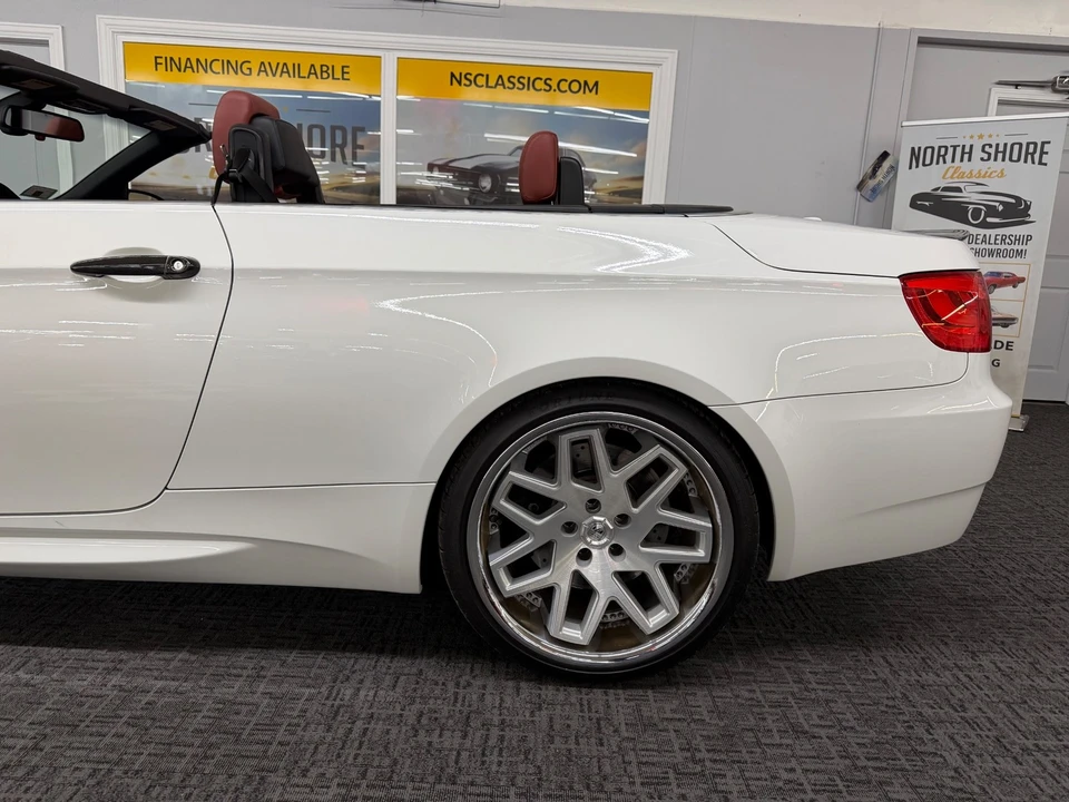2011 BMW E93 M3 Convertible - Image 27 of 31