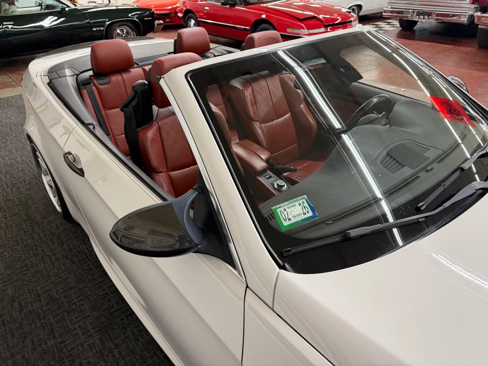 2011 BMW E93 M3 Convertible - Image 16 of 31